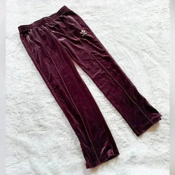 Adidas Velvet Maroon Sweats size M - Picture 1 of 5